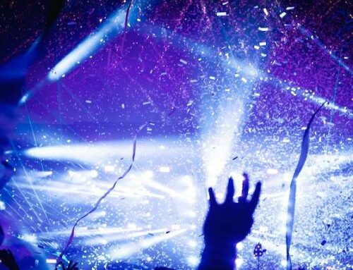 7 Sizzling Award Ceremony Themes